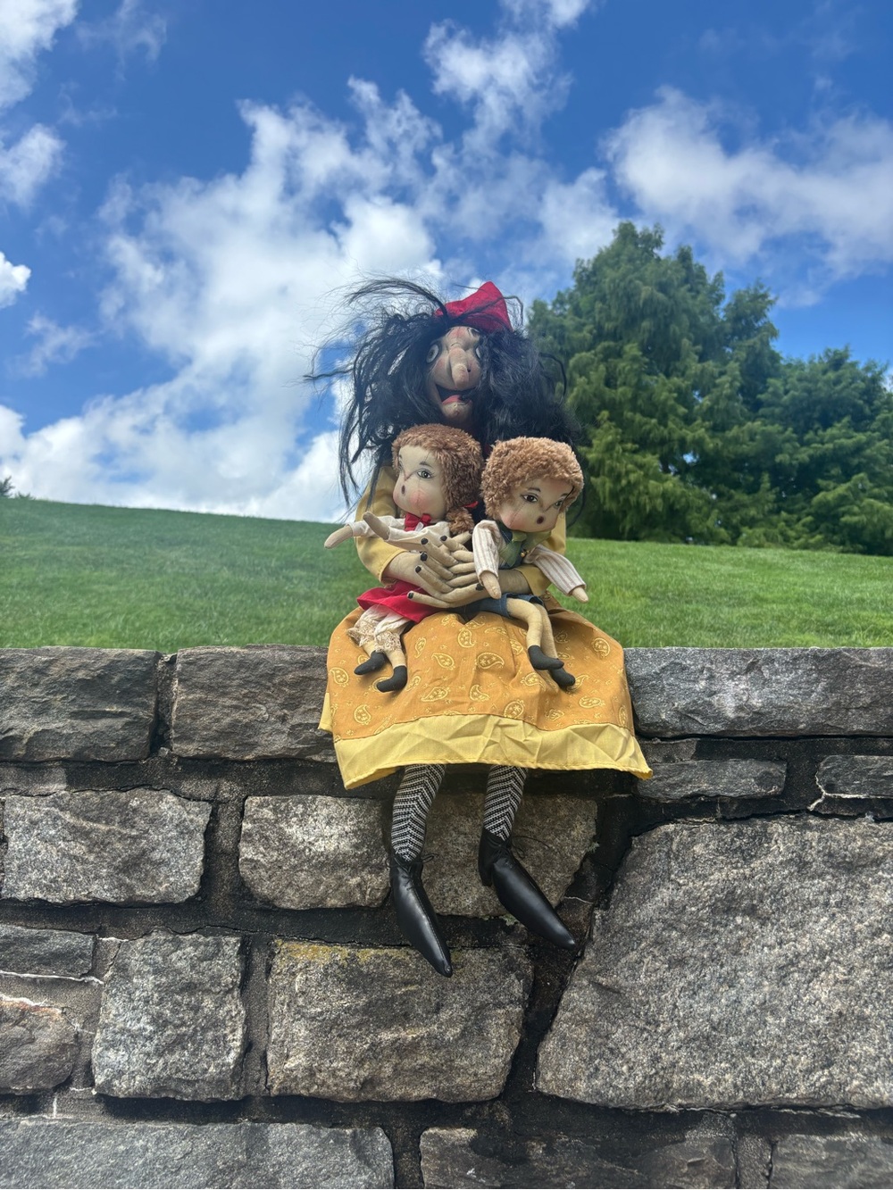 Sadie & Hansel/Gretel Gathered Traditions Art Dolls by Joe Spencer